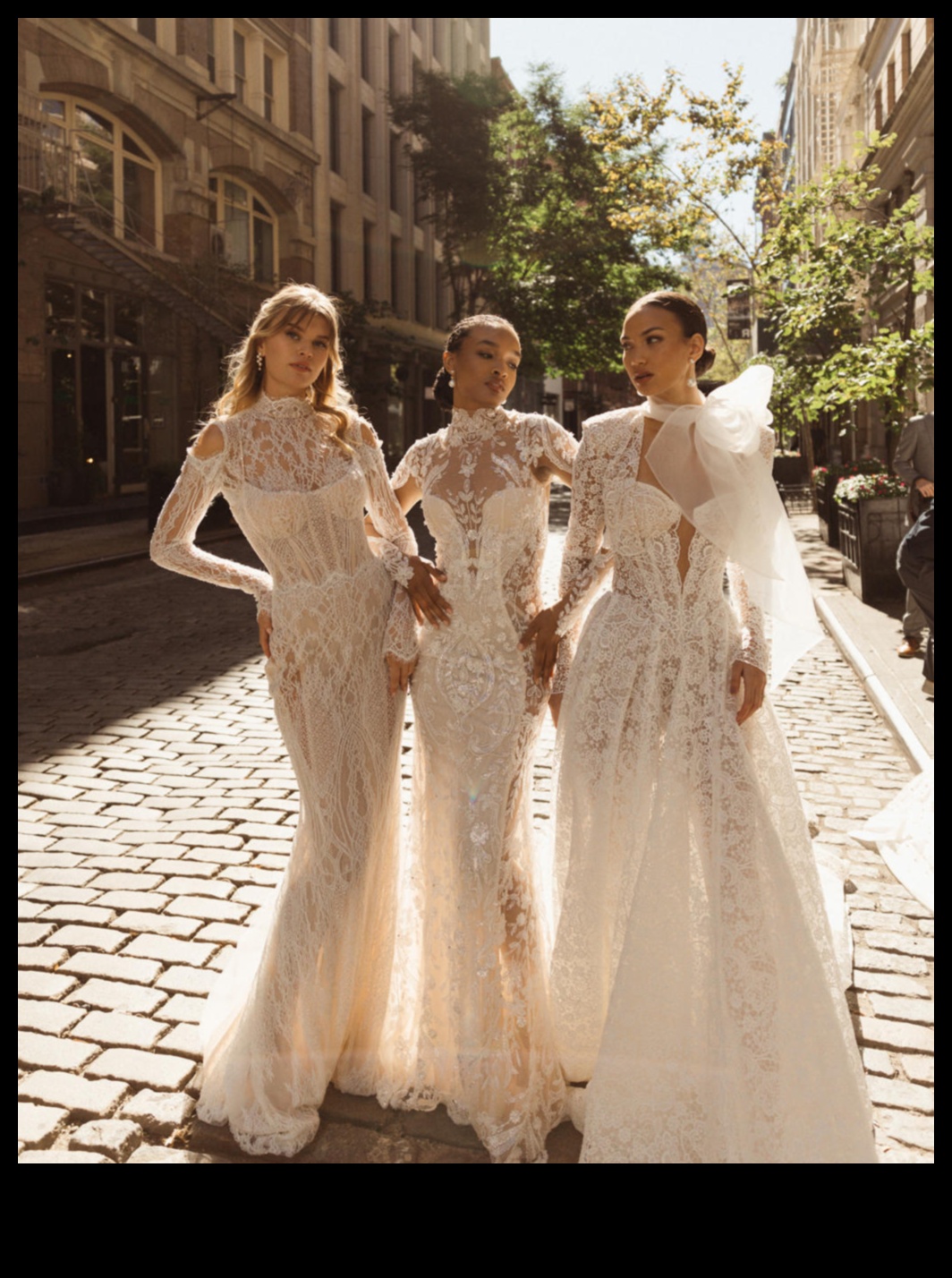 Fashion Forward Allure of Modern Bridal Couture — O privire asupra celor mai recente tendințe 2 Fashion Forward: Allure of Modern Bridal Couture
