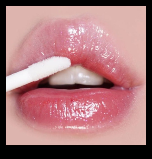 Alegerea luciului de buze potrivit: transparent, nuanțat sau opac - Care finisaj este potrivit pentru tine?