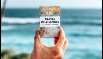 Aventura așteaptă: cadouri de călătorie pentru femeia poftă de călători