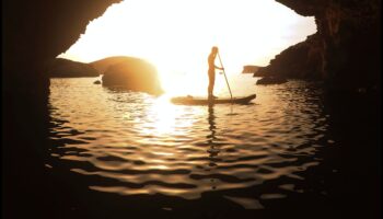 Wanderlust Wizardry: Creați-vă aventura epică